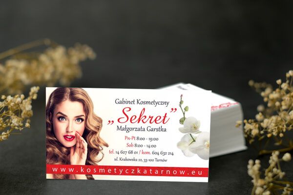white name card mock up for marketing,branding and printing.